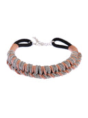 Collana choker con intreccio di cordoncino e tubolare strass