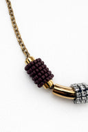 COLLANA CON DECORO DI PERLINE E STRASS