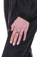 ANELLO CON BAGUETTE