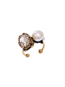 RING WITH STONE AND PEARL