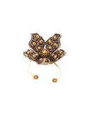 Anello con fiore in ottone dorato